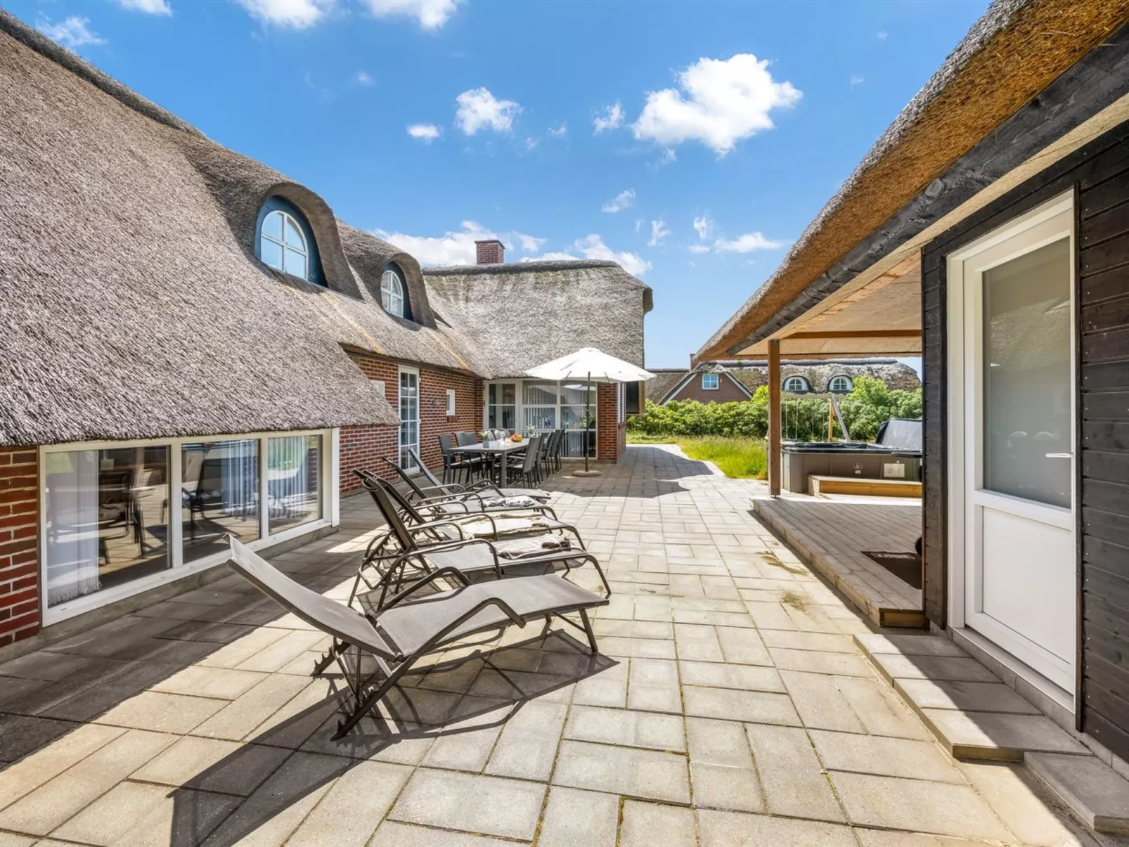 "Vangel" - 500m from the sea-Buiten