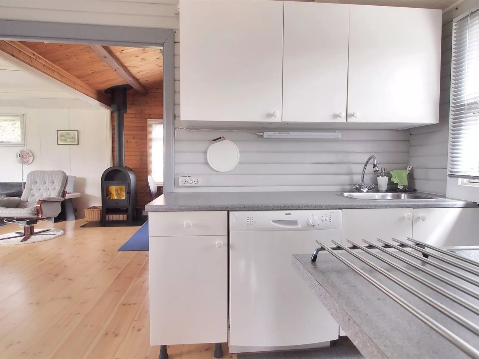 "Aarno" - 700m from the sea-Binnen