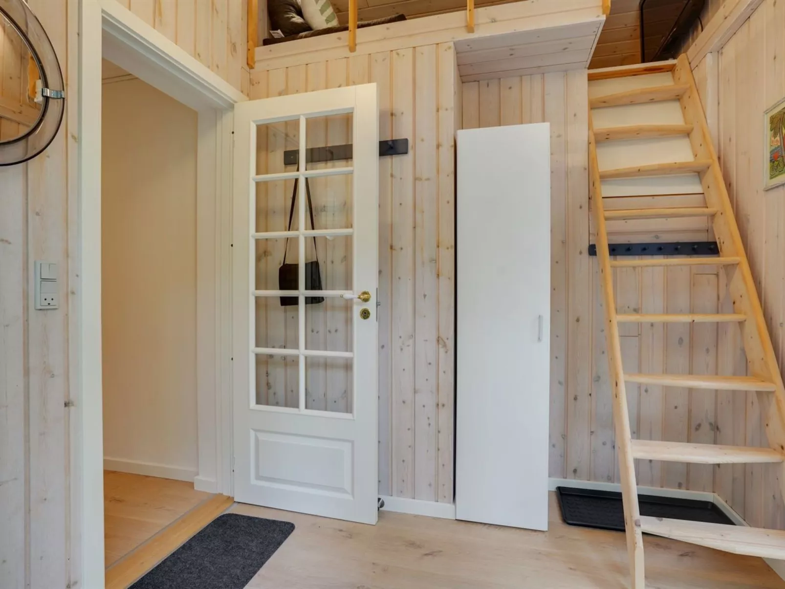 "Jakko" - 300m from the sea-Binnen