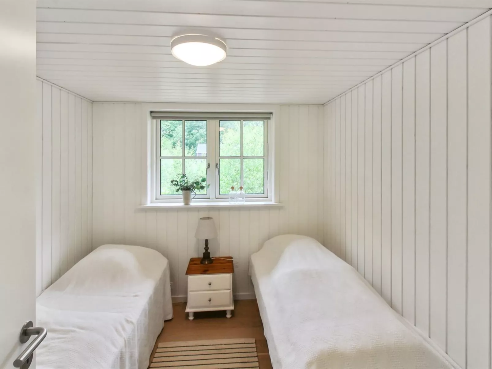 "Colette" - 700m from the sea-Binnen