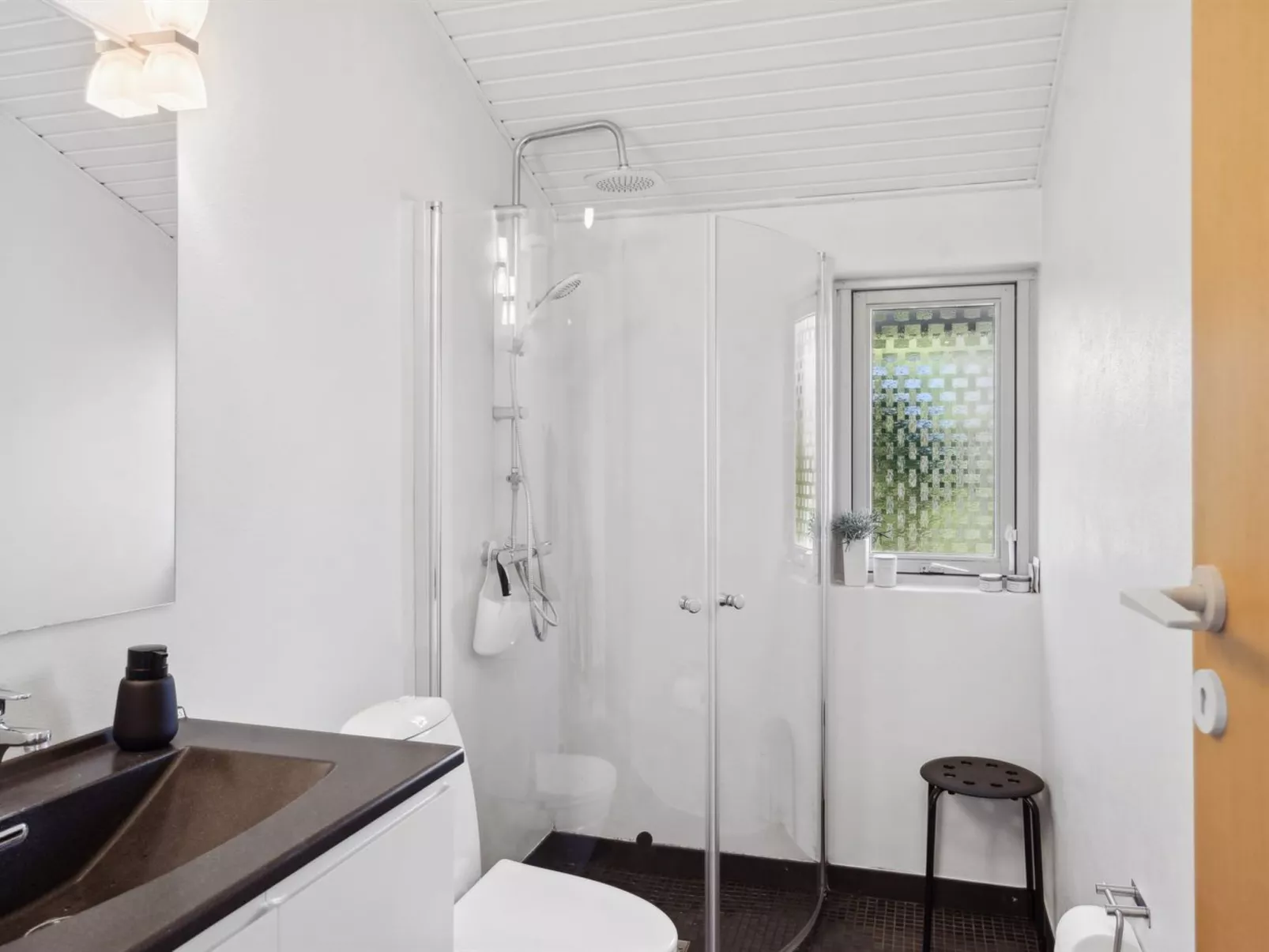 "Wrange" - 150m from the sea-Binnen