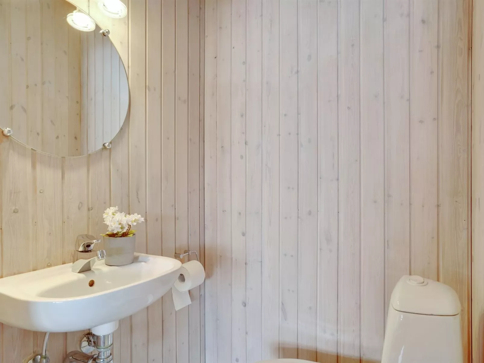 "Justiina" - 800m from the sea-Binnen