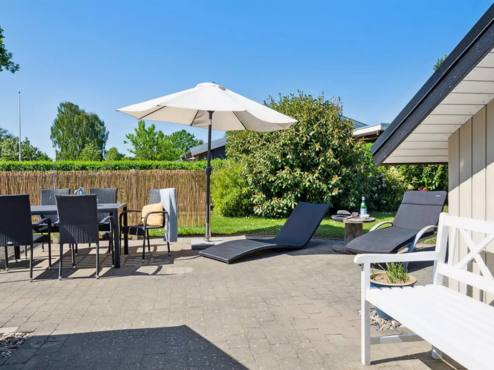 "Kolja" - 525m from the sea-Buiten