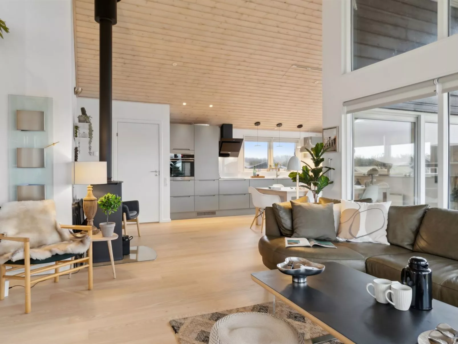 "Xaver" - 175m from the sea-Binnen