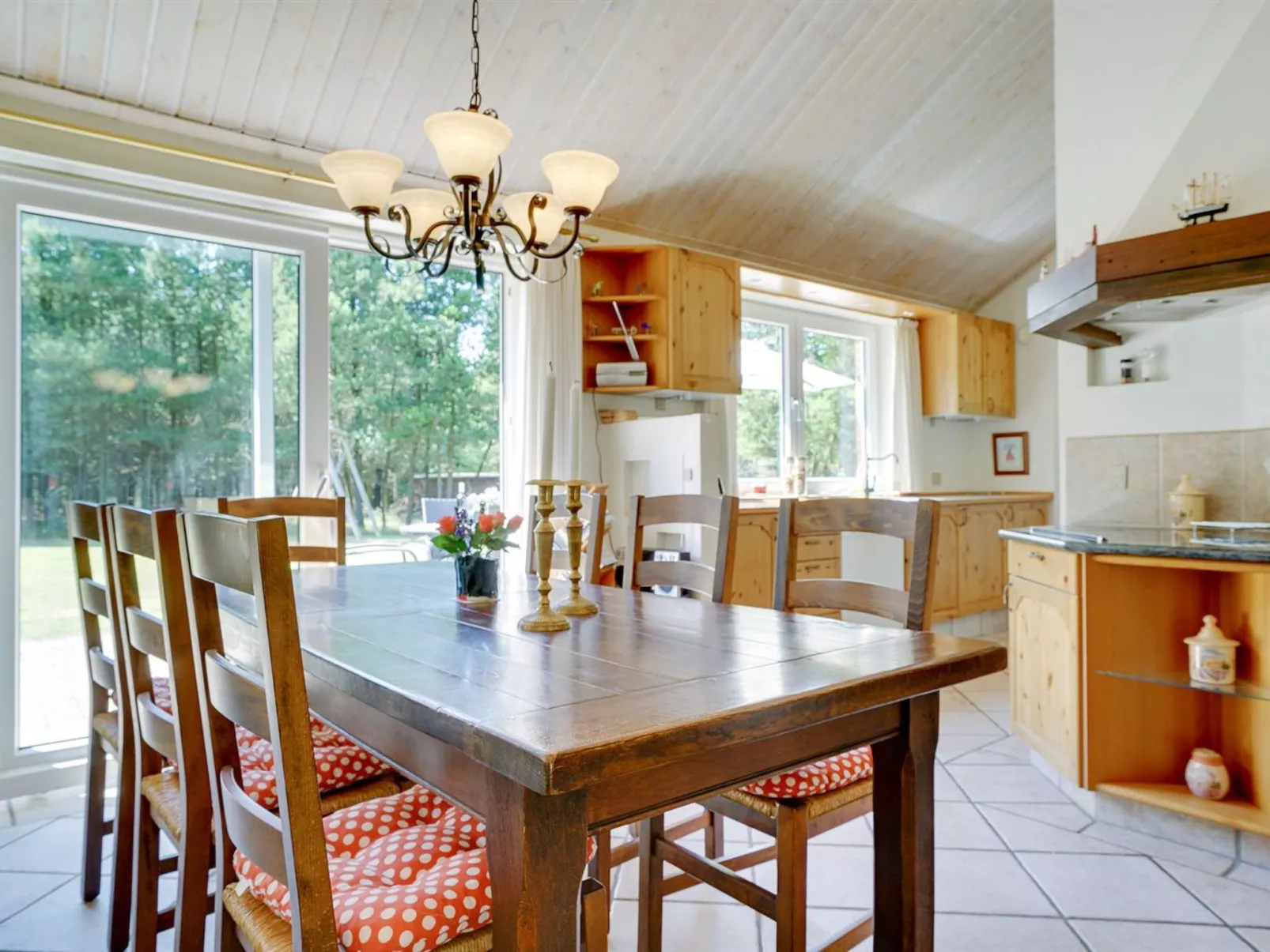 "Arletty" - 1km from the sea-Binnen