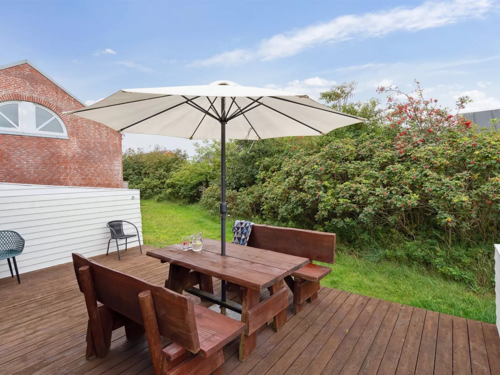 "Edly" - 2.3km from the sea-Buiten