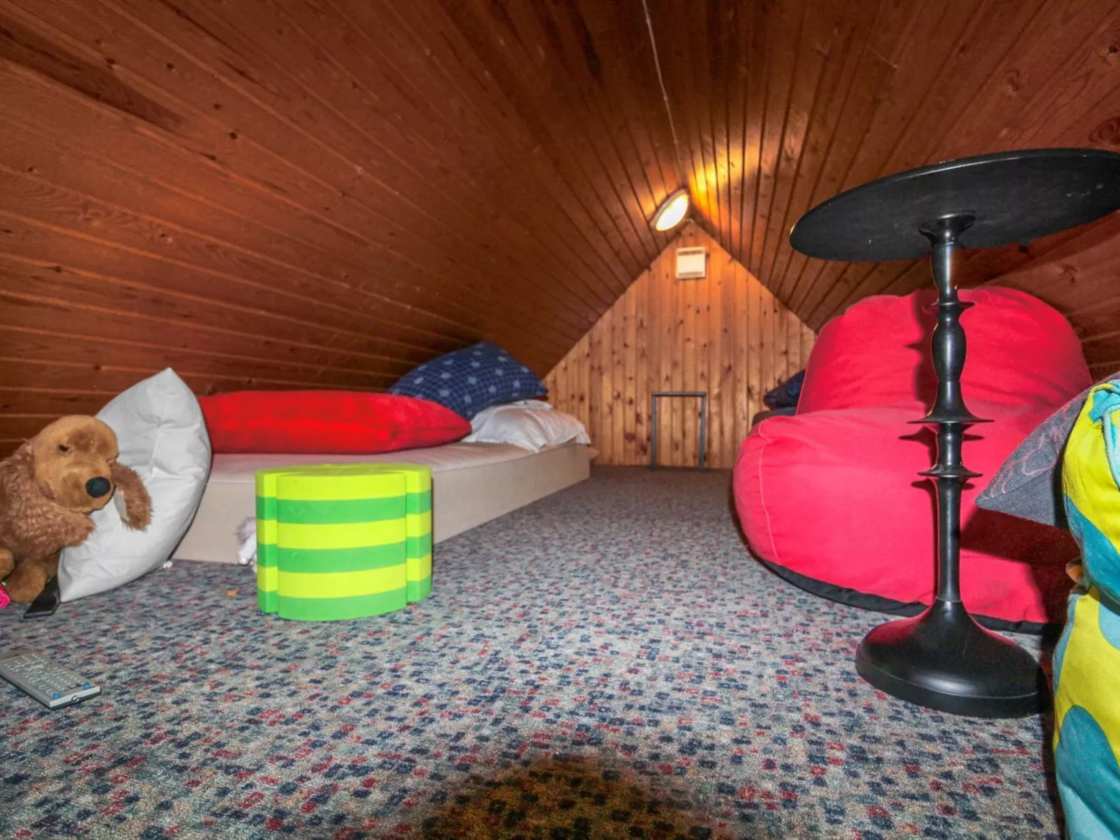 "Vendela" - 2.5km from the sea-Binnen