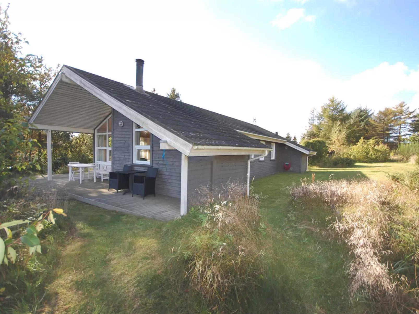 "Jaakob" - 4km from the sea-Buiten