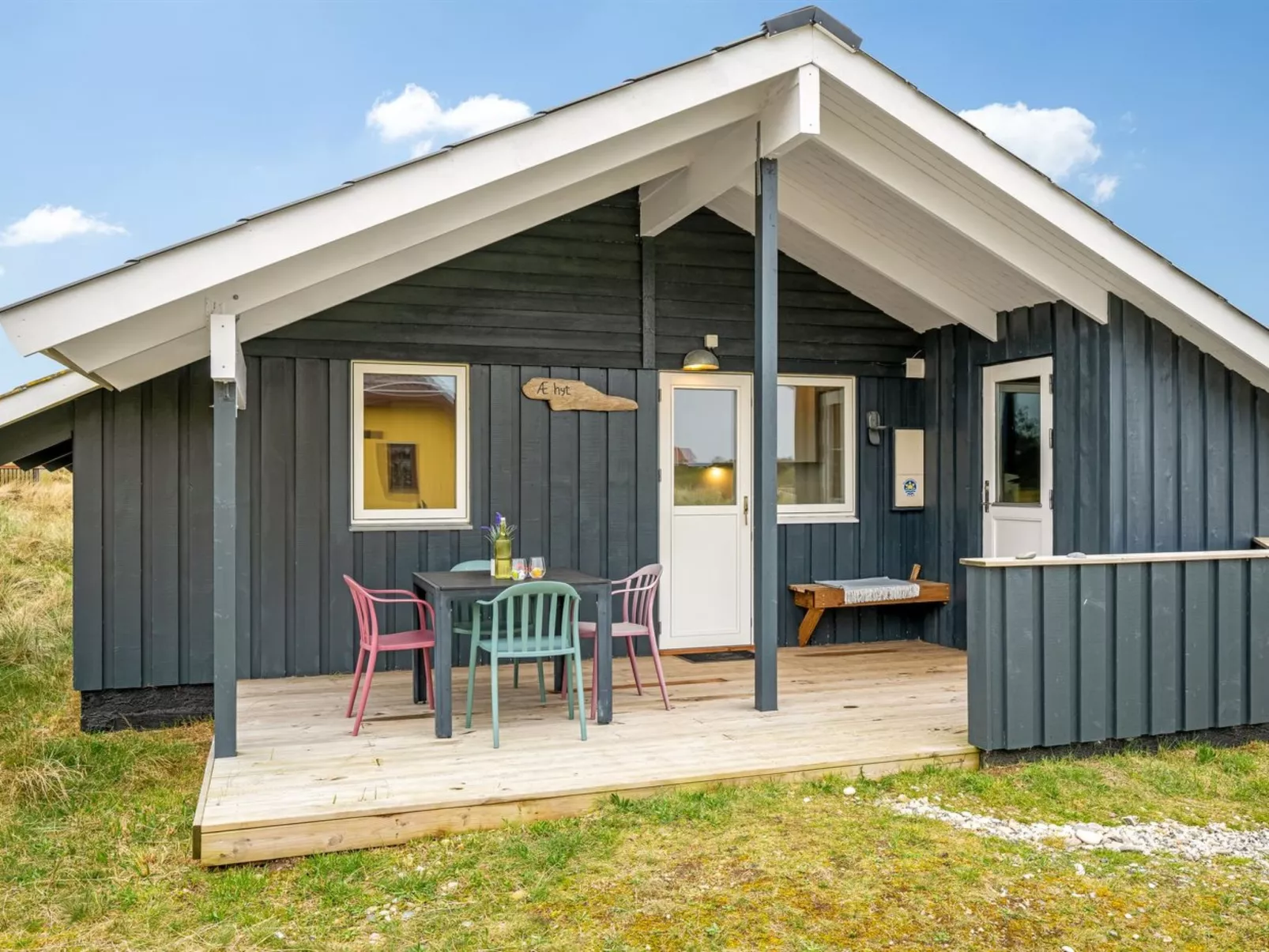 "Estella" - 500m to the fjord-Buiten