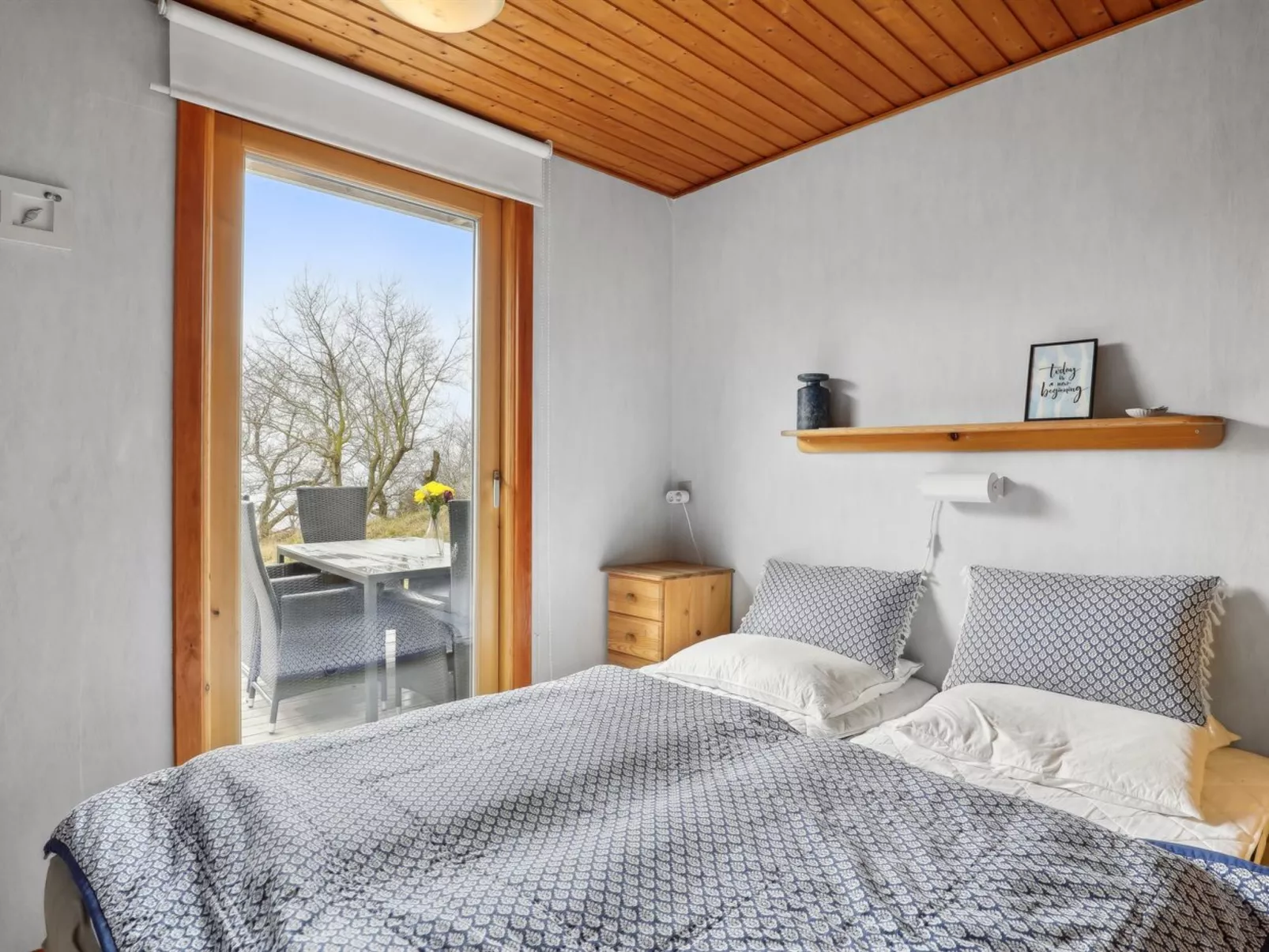 "Bondi" - 150m from the sea-Binnen