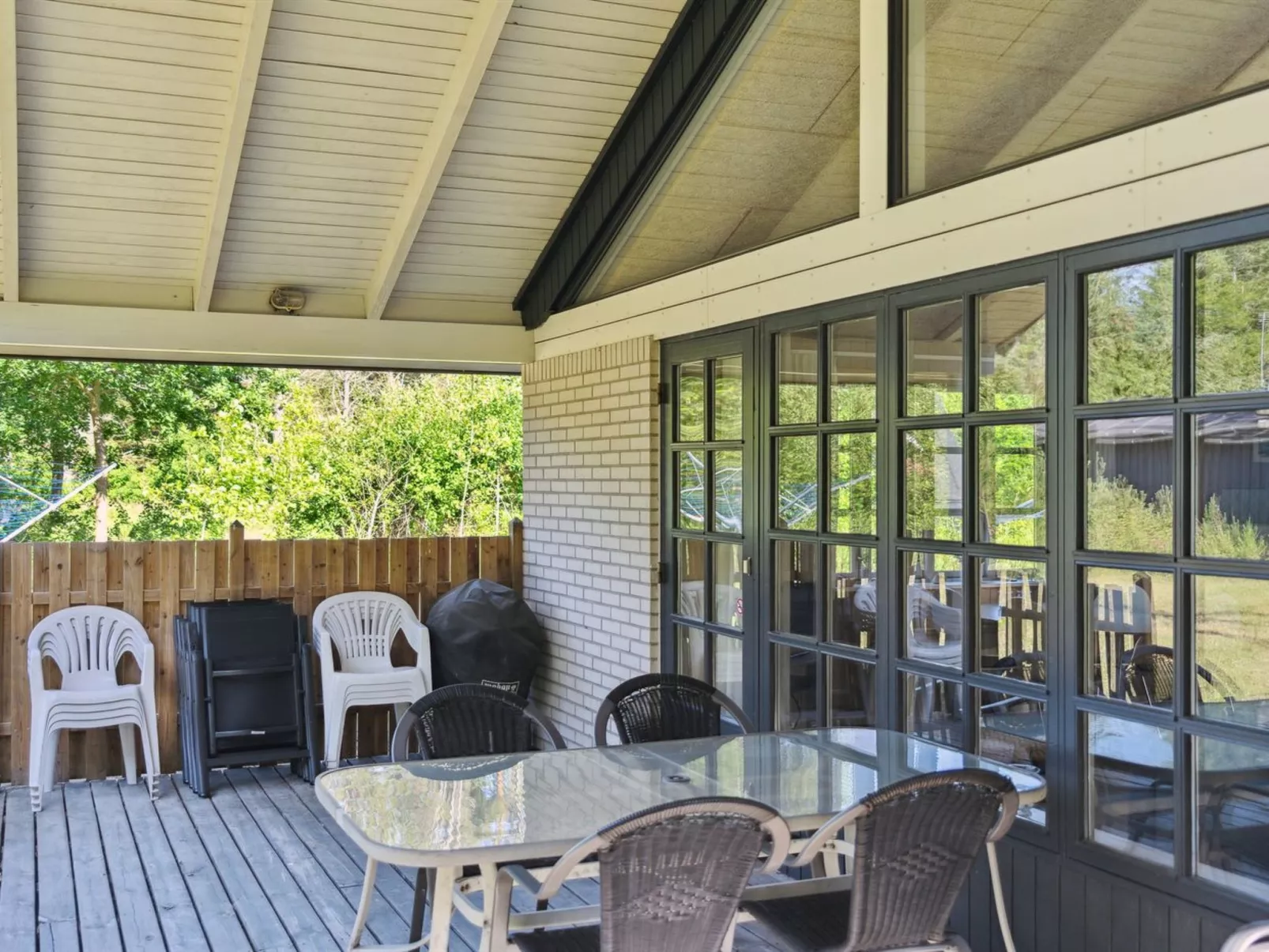 "Henny" - 1.5km from the sea-Buiten