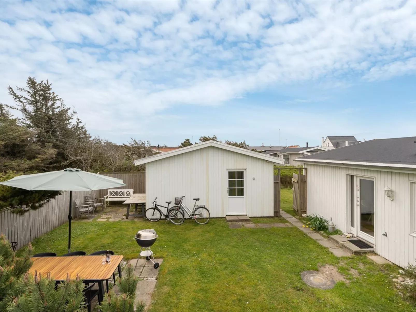 "Vilja" - 150m from the sea-Buiten