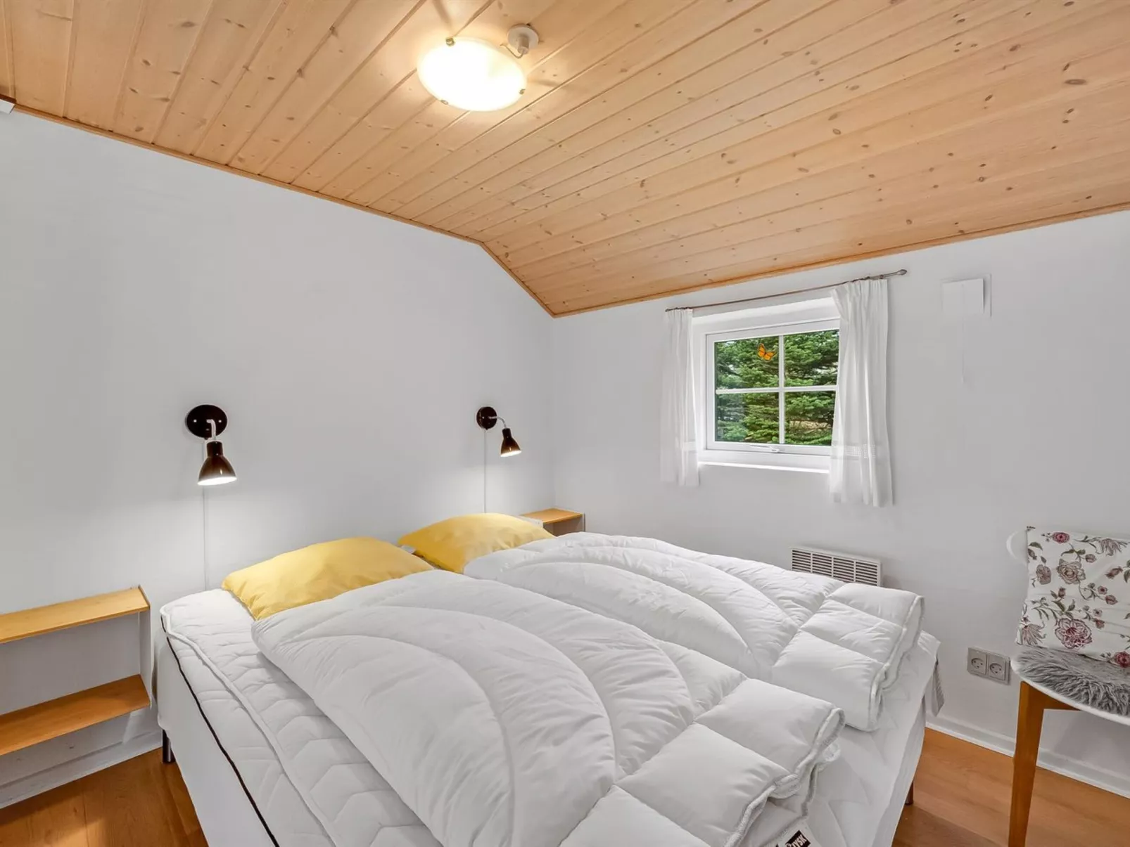 "Herminia" - 350m to the fjord-Binnen