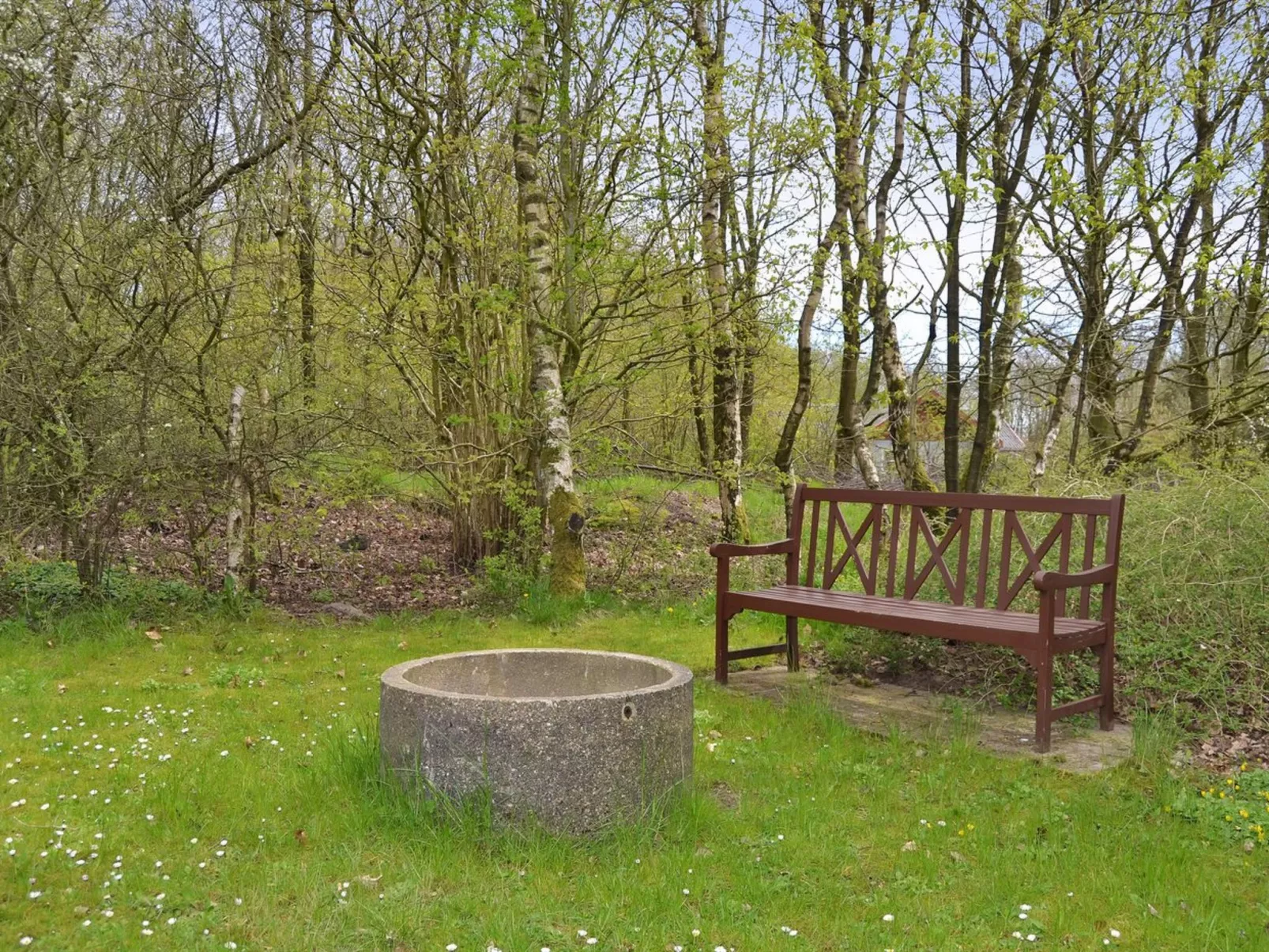 "Joonatan" - 30km from the sea-Buiten