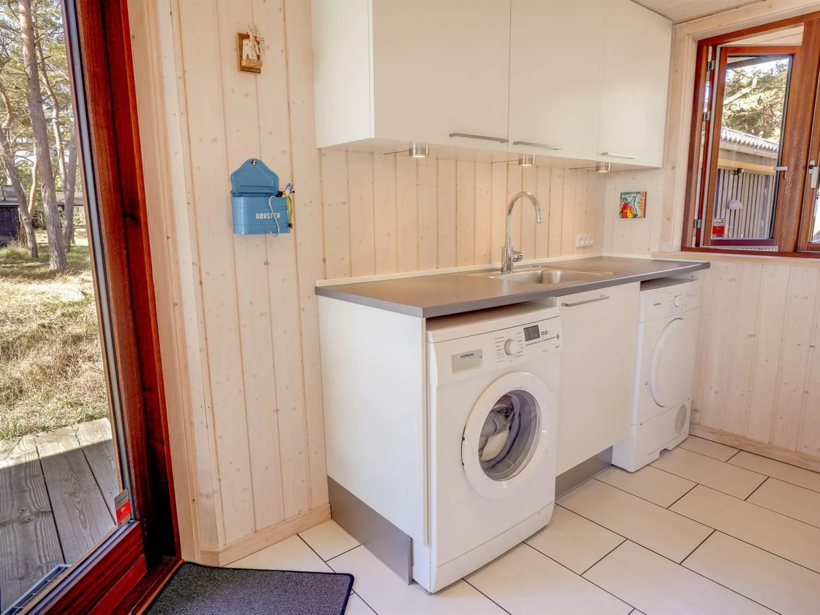 "Unto" - 25m from the sea-Binnen