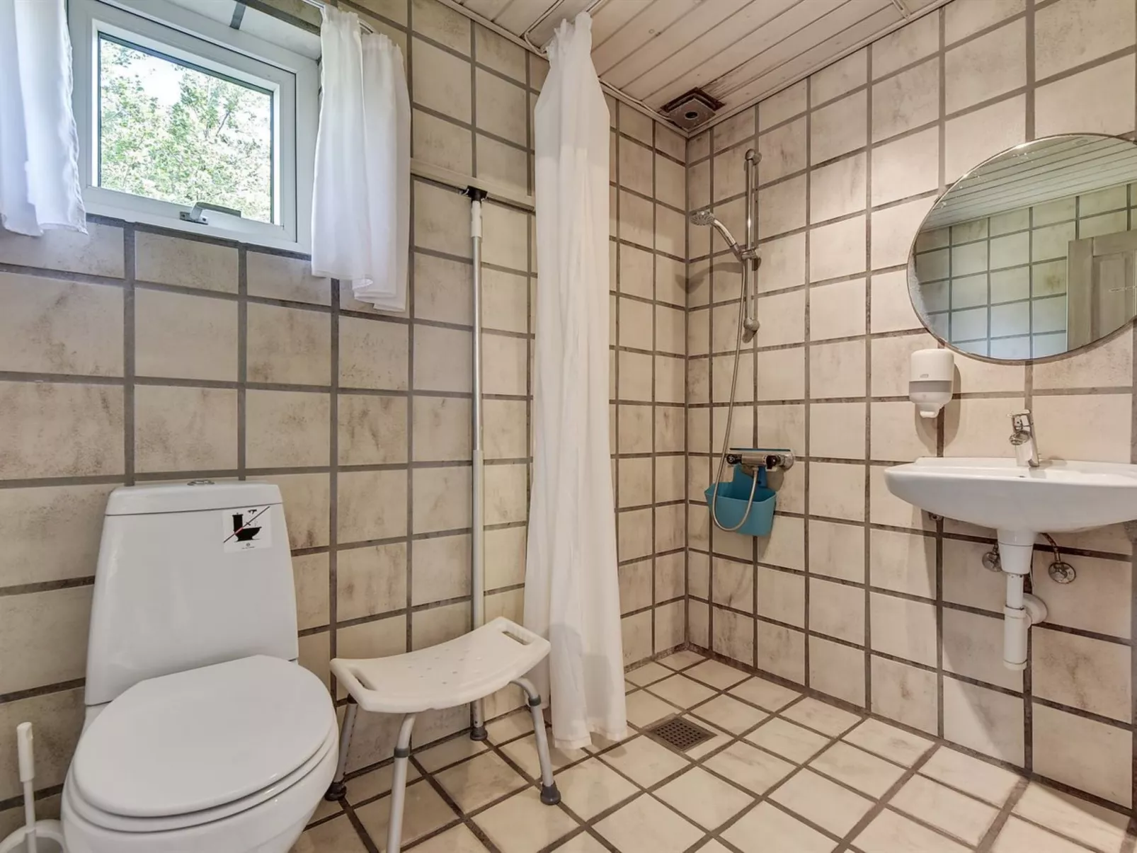 "Ameline" - 500m to the fjord-Binnen