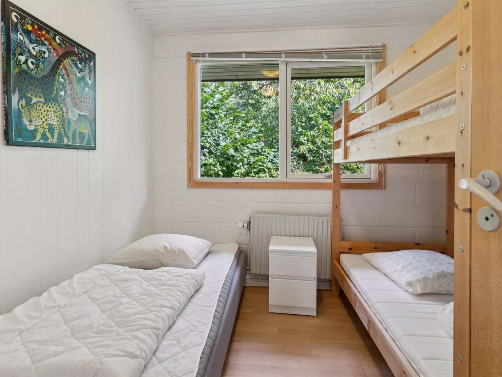 "Henri" - 800m from the sea-Binnen