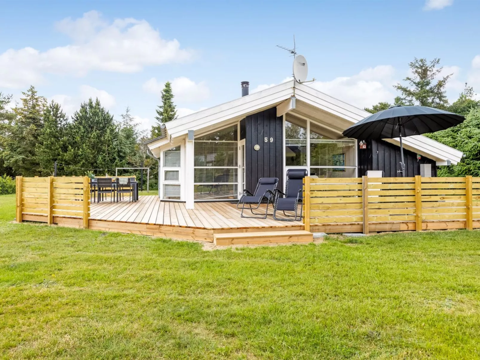 "Siegrid" - 250m from the sea-Buiten