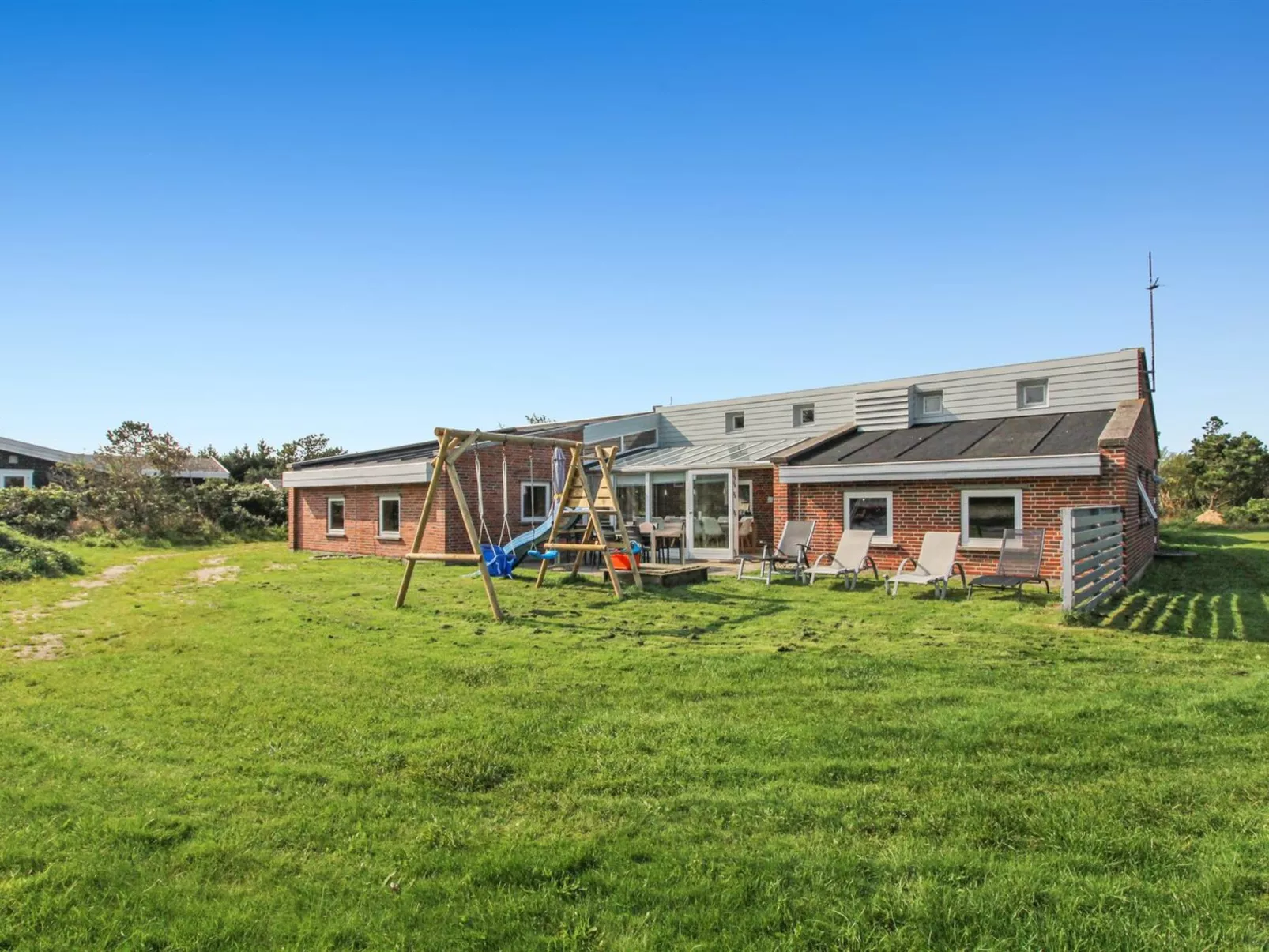 "Liska" - 1km from the sea-Buiten