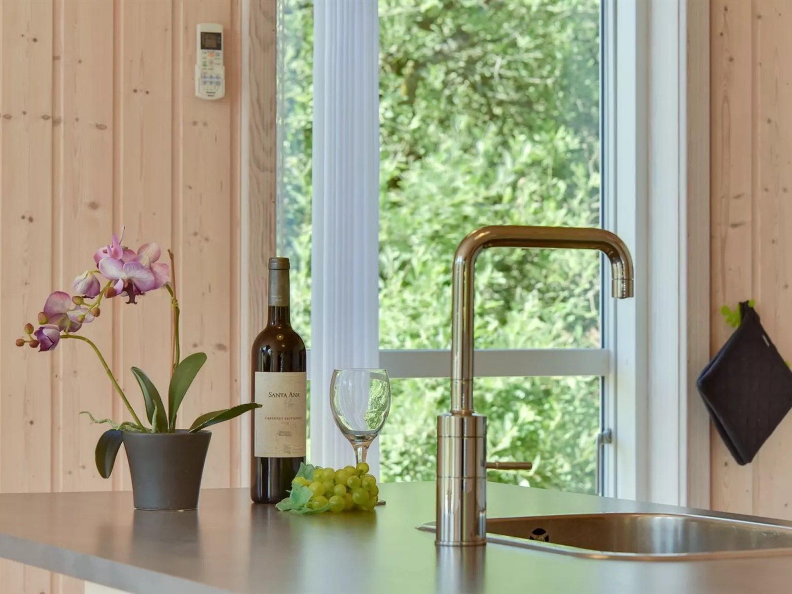 "Erich" - 1.8km from the sea-Binnen