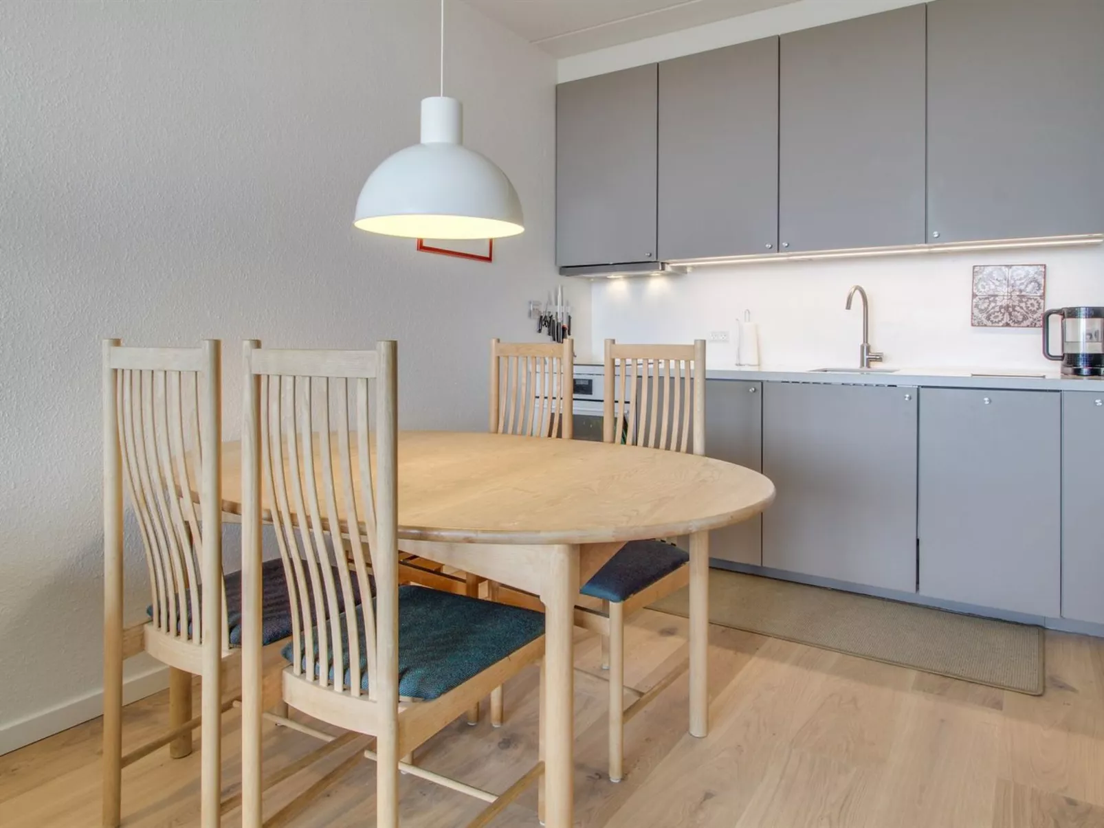 "Anedorte" - 50m from the sea-Binnen