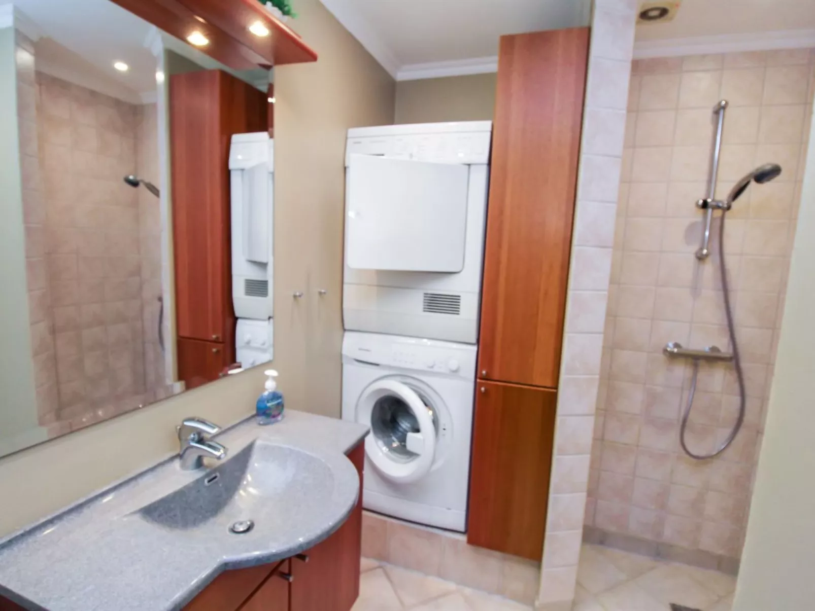 "Swarthovde" - 300m from the sea-Binnen