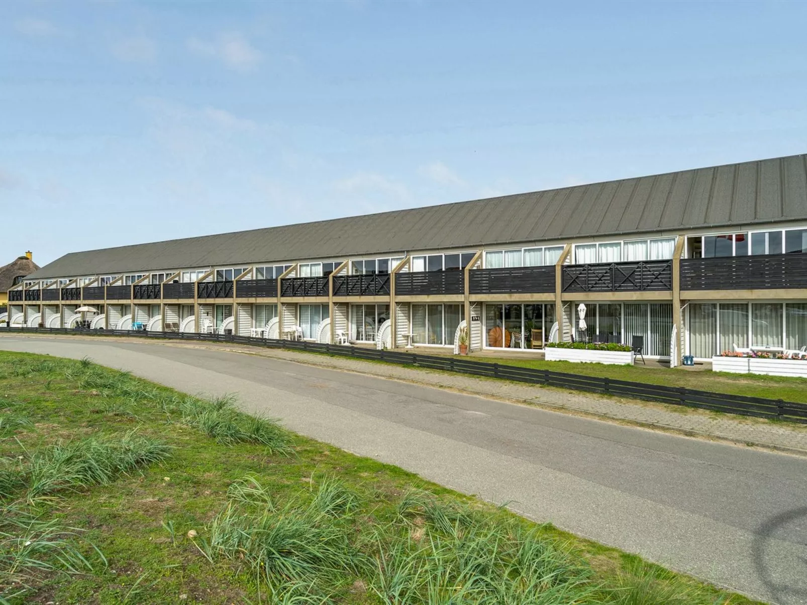 "Iliane" - 100m from the sea-Buiten