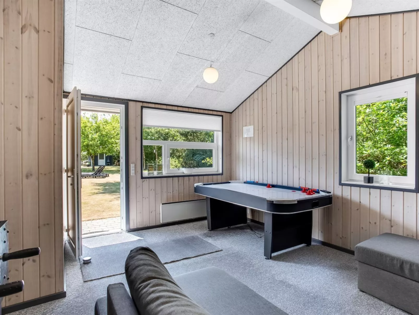 "Gylla" - 12km from the sea-Binnen