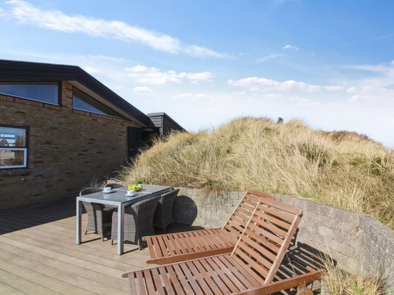 "Judeth" - 300m from the sea-Buiten