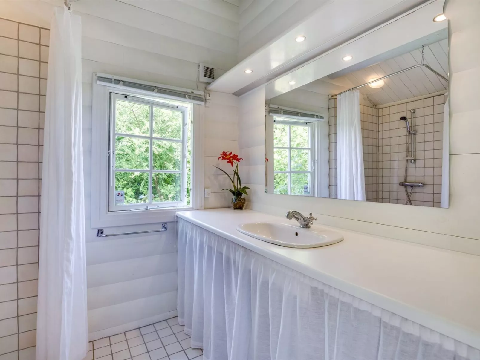 "Ottil" - 1km from the sea-Binnen