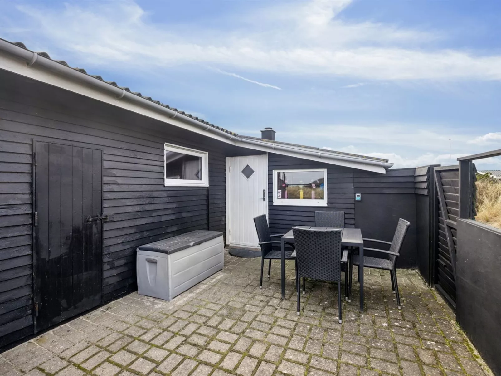 "Jarla" - 250m from the sea-Buiten