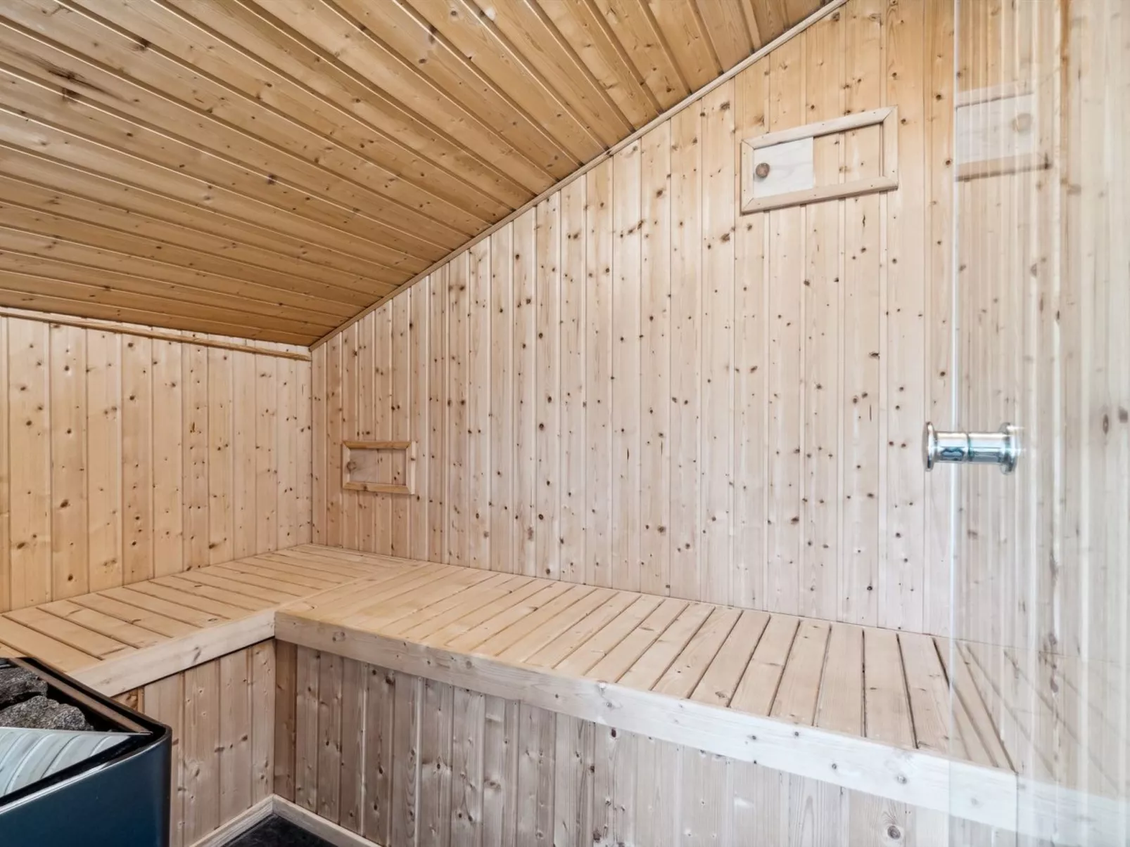 "Auvo" - 600m from the sea-Binnen