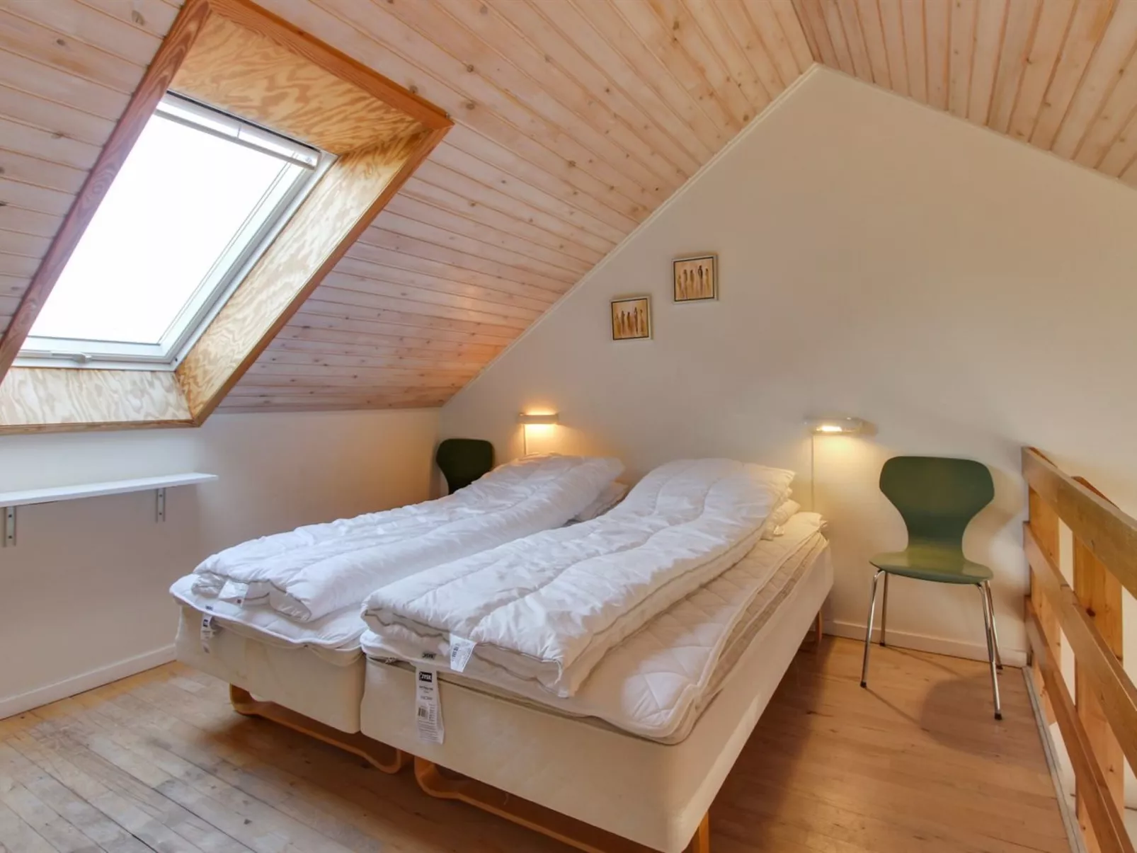 "Ronia" - 100m from the sea-Binnen