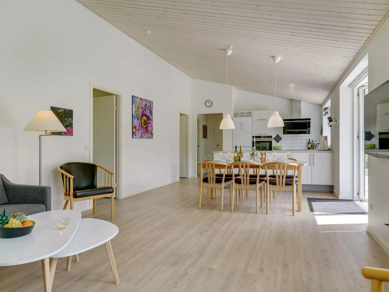 "Alona" - 250m from the sea-Binnen