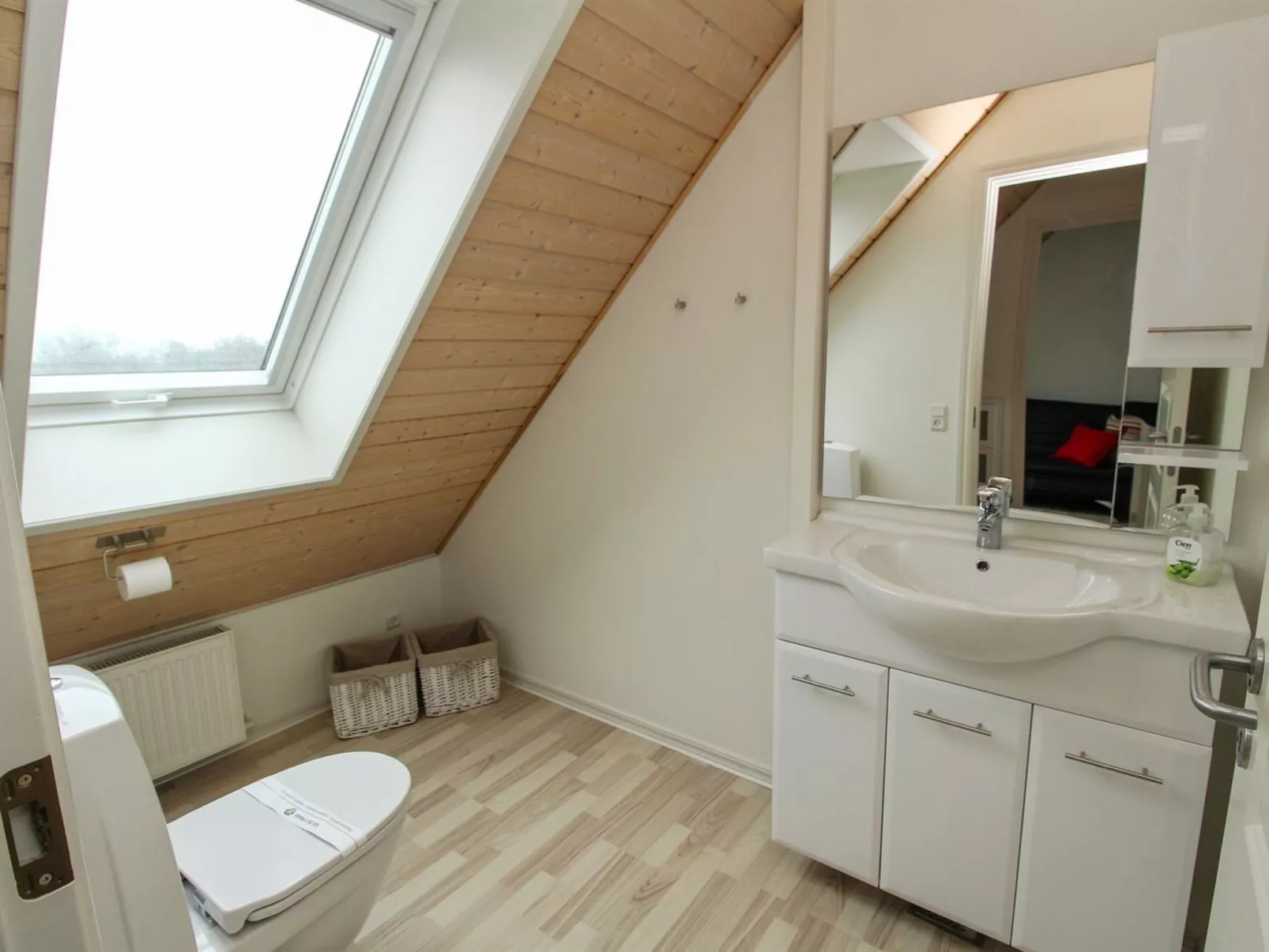 "Frænde" - 600m from the sea-Binnen