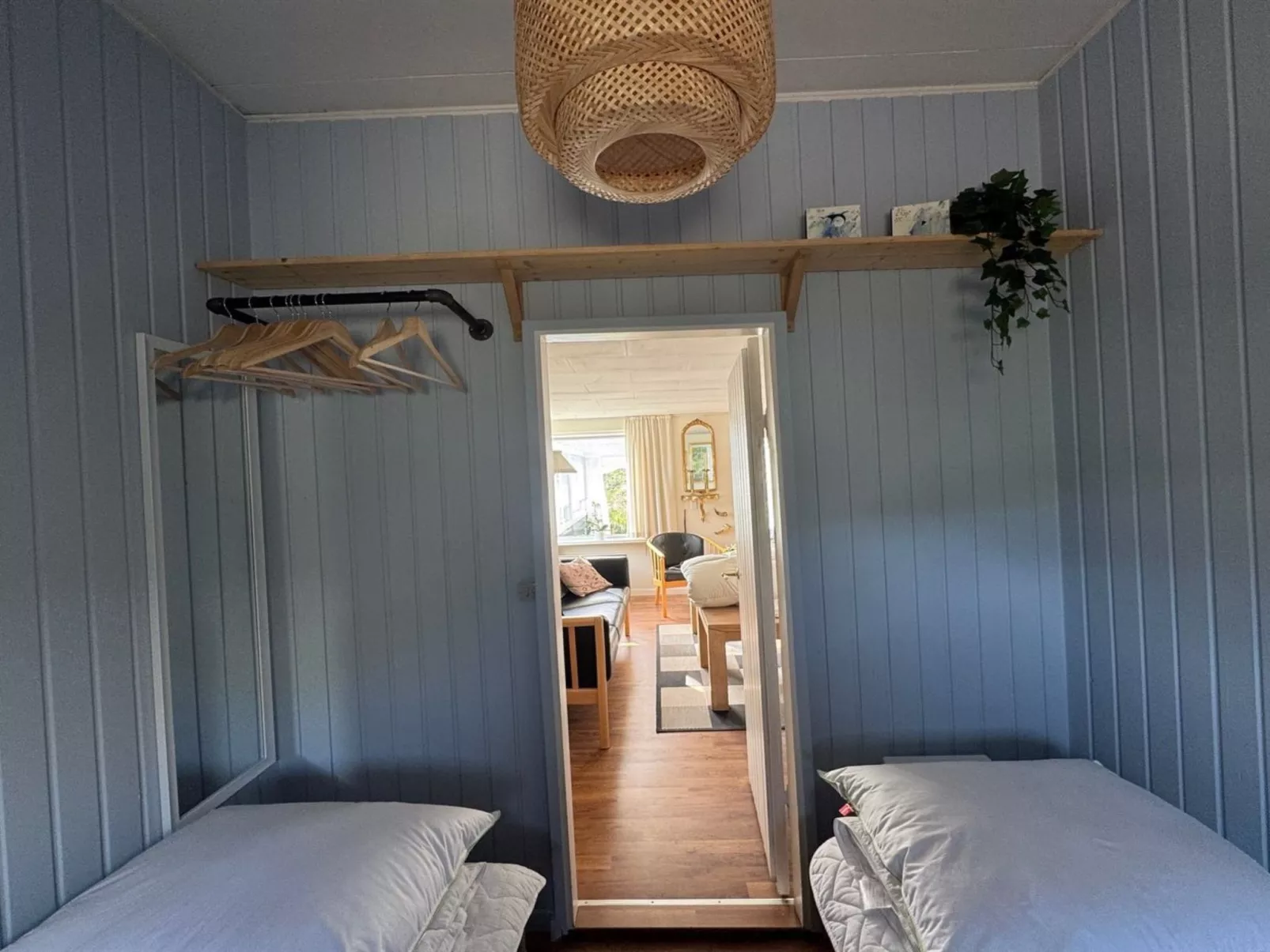 "Ecaterina" - 100m from the sea-Binnen