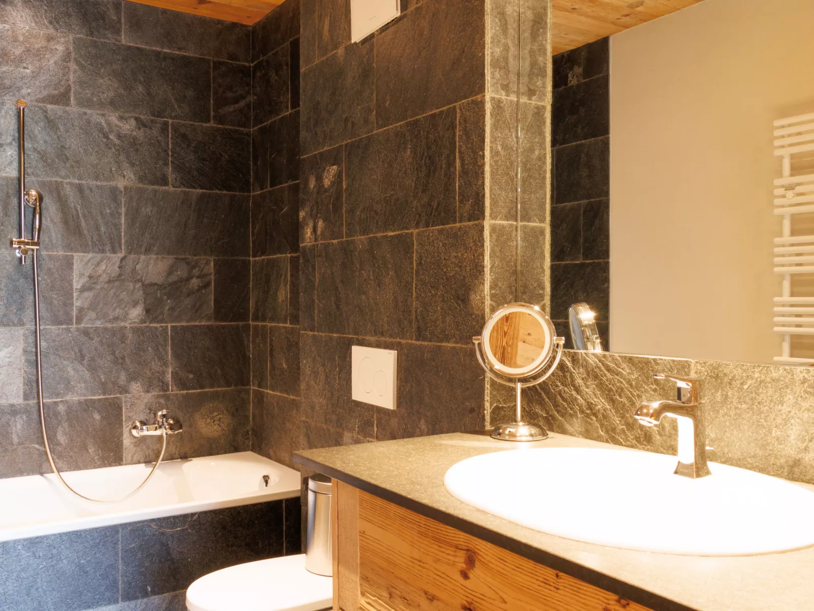 Rosablanche D Attique-Binnen