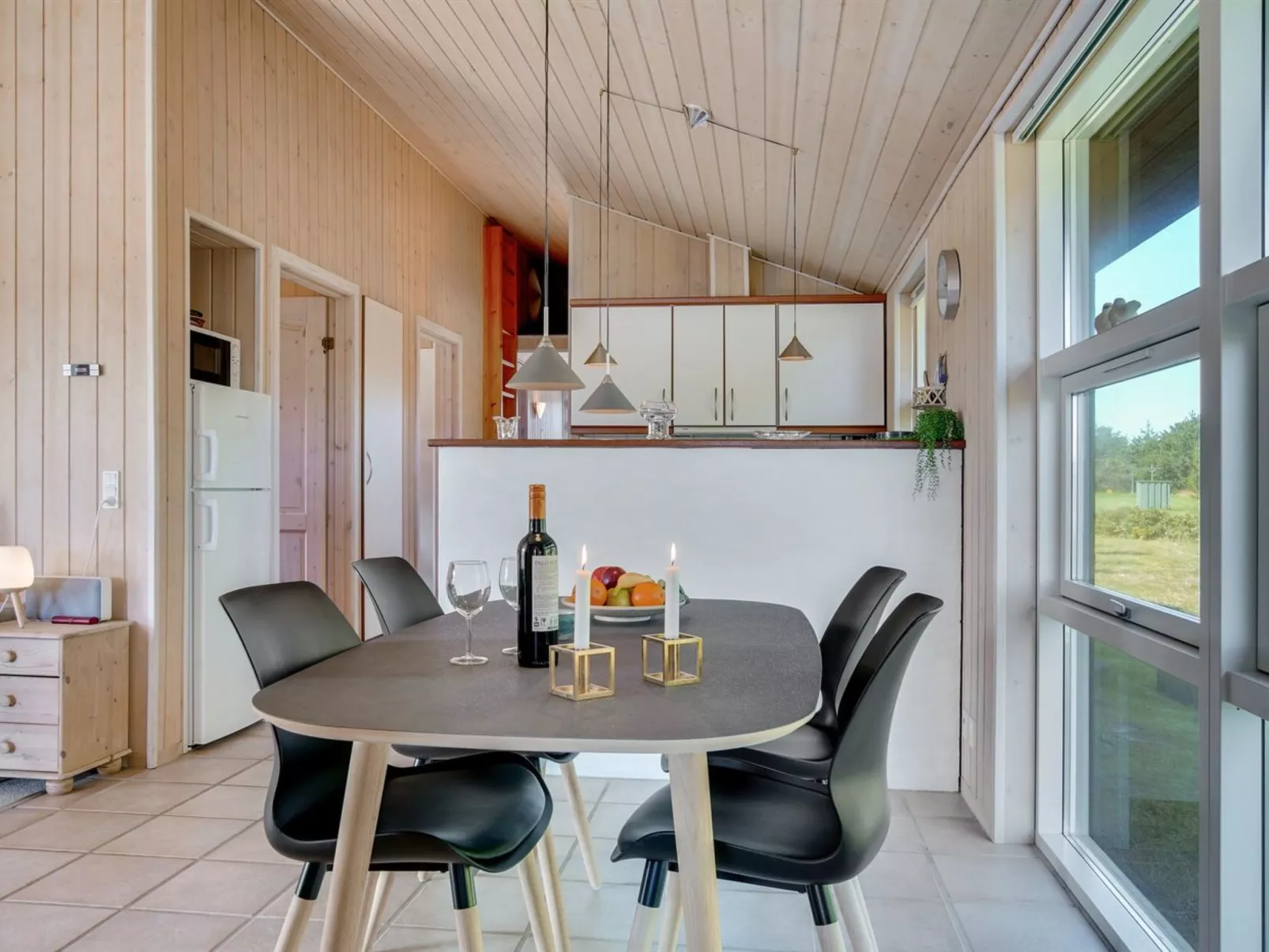 "Elsabet" - 750m from the sea-Binnen