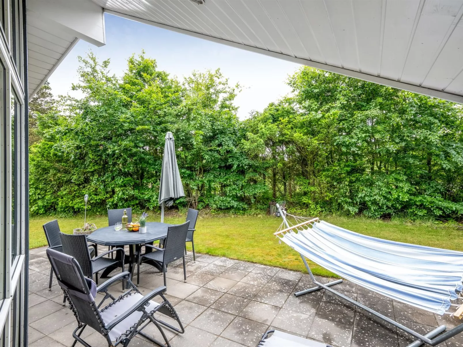 "Valentin" - 400m to the fjord-Buiten