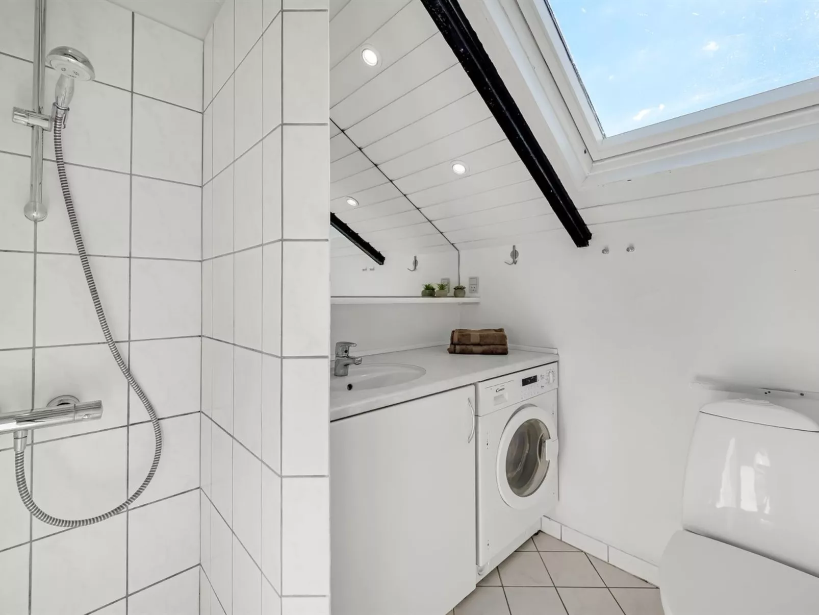 "Maxie" - 1.2km from the sea-Binnen