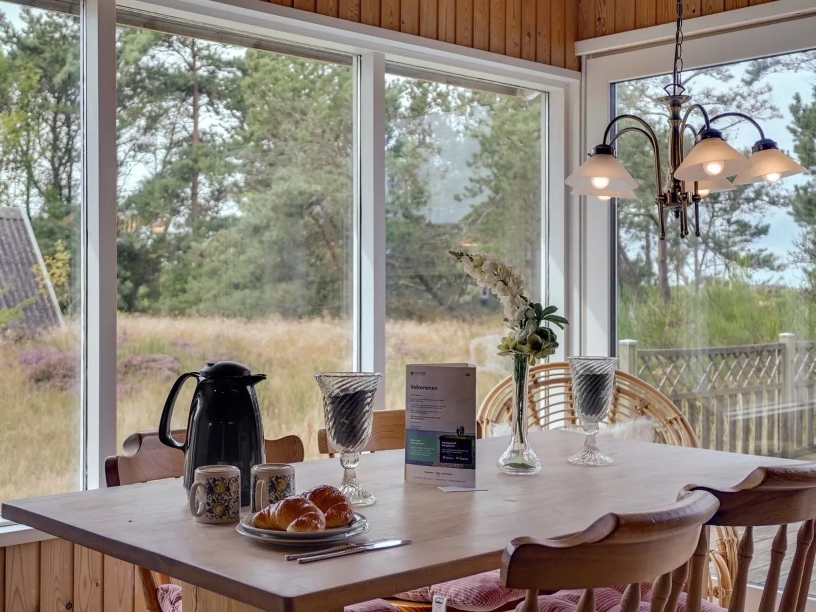 "Asmara" - 200m from the sea-Binnen