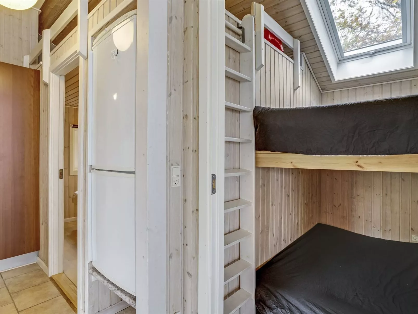 "Selja" - 15m from the sea-Binnen