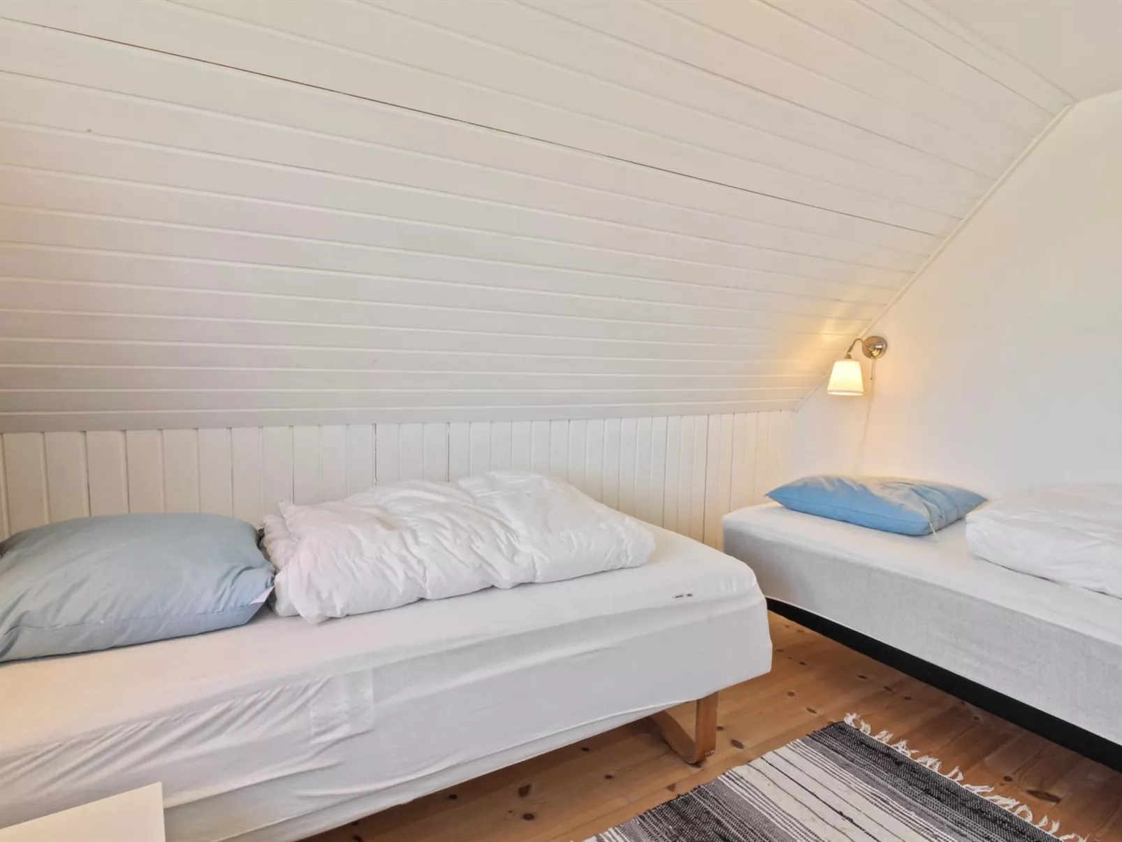 "Lilli" - 2km to the fjord-Binnen