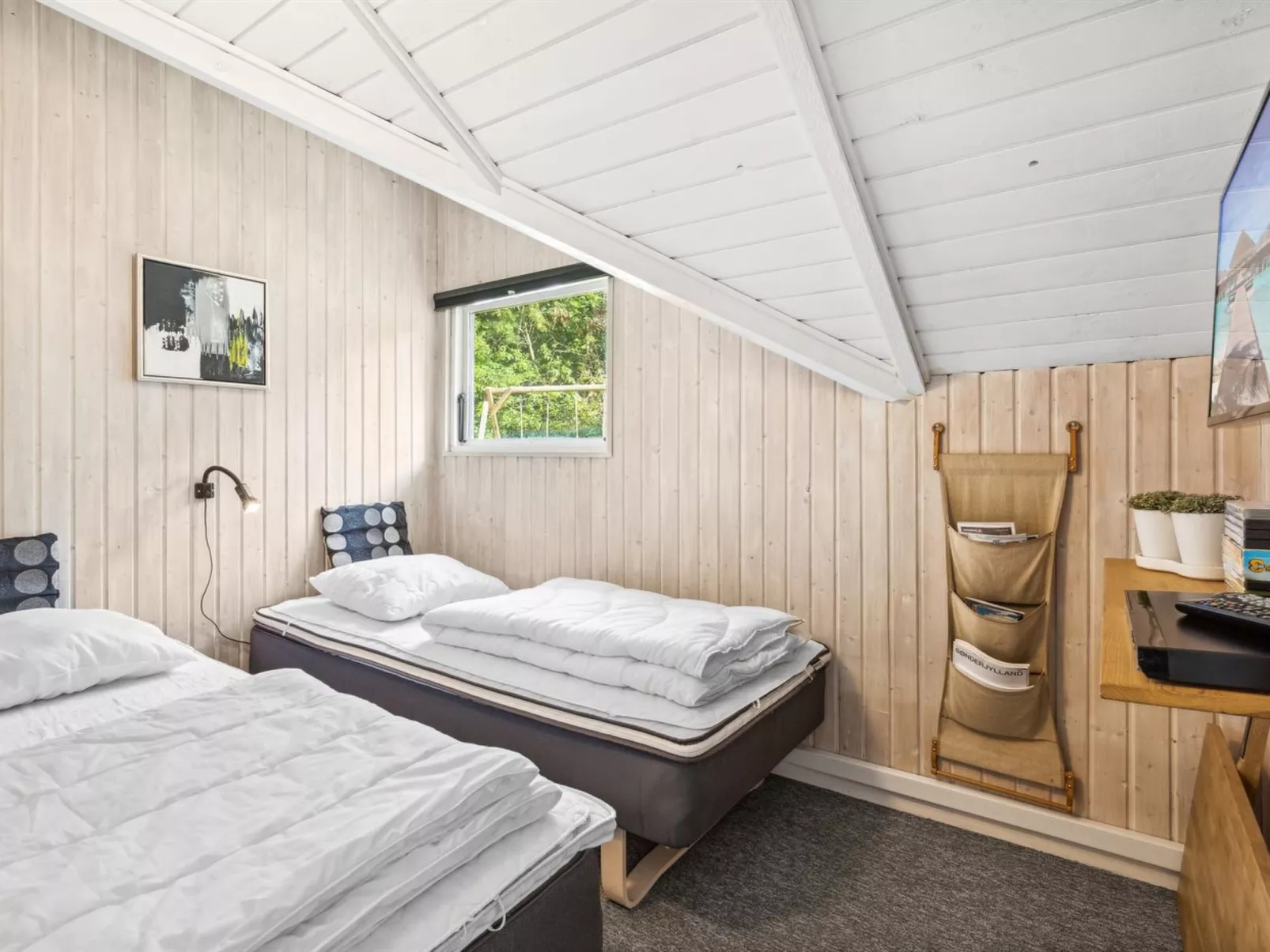 "Ines" - 25km from the sea-Binnen