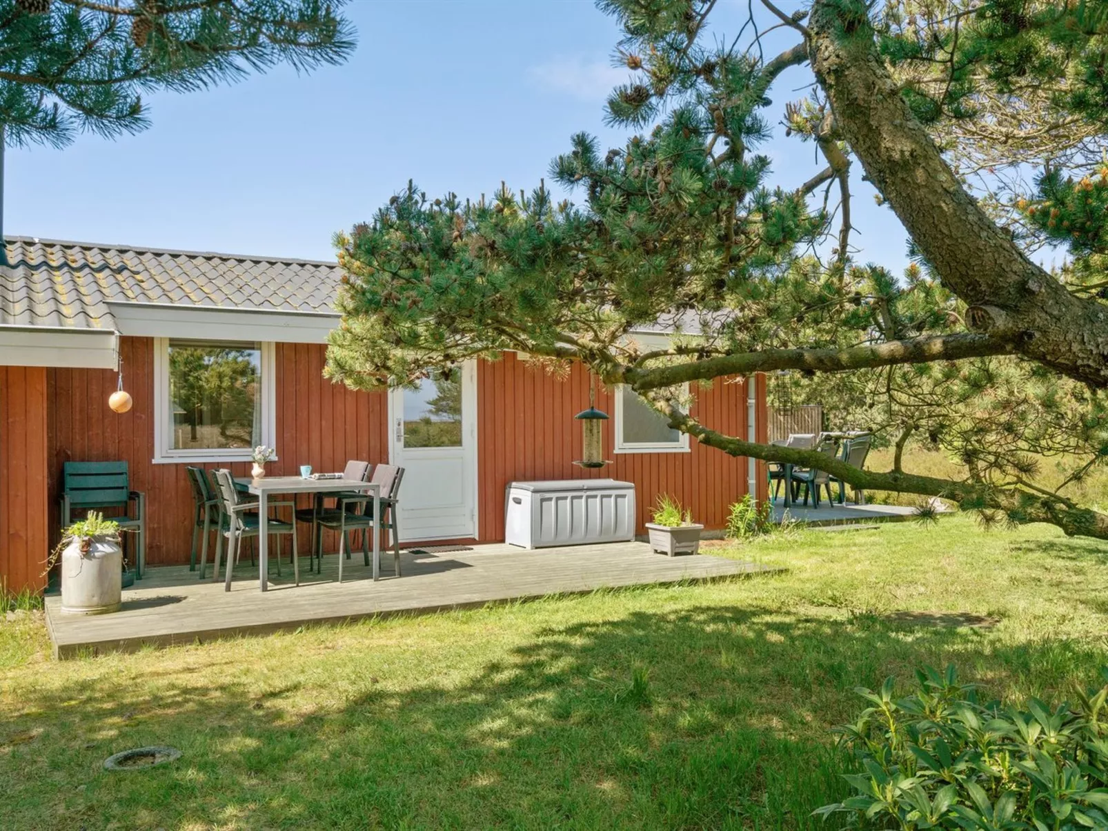 "Hrefna" - 350m from the sea-Buiten