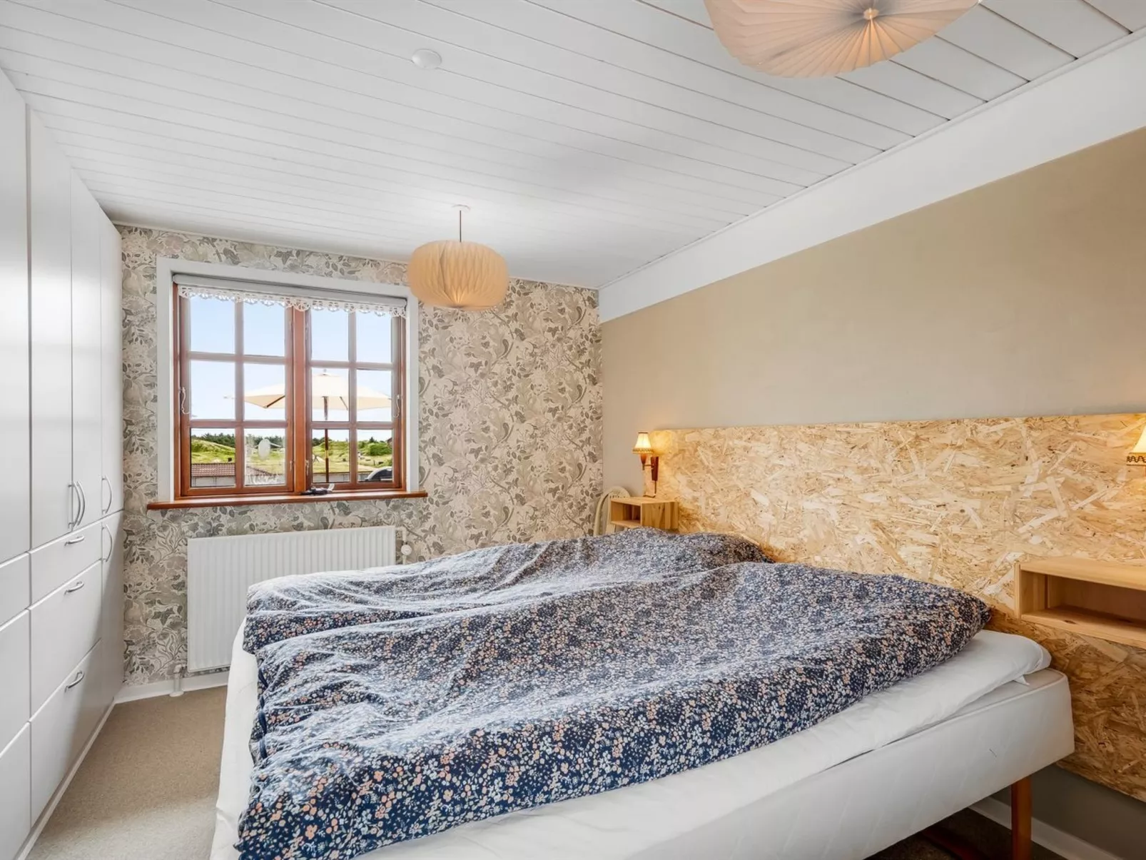 "Zora" - 100m from the sea-Binnen