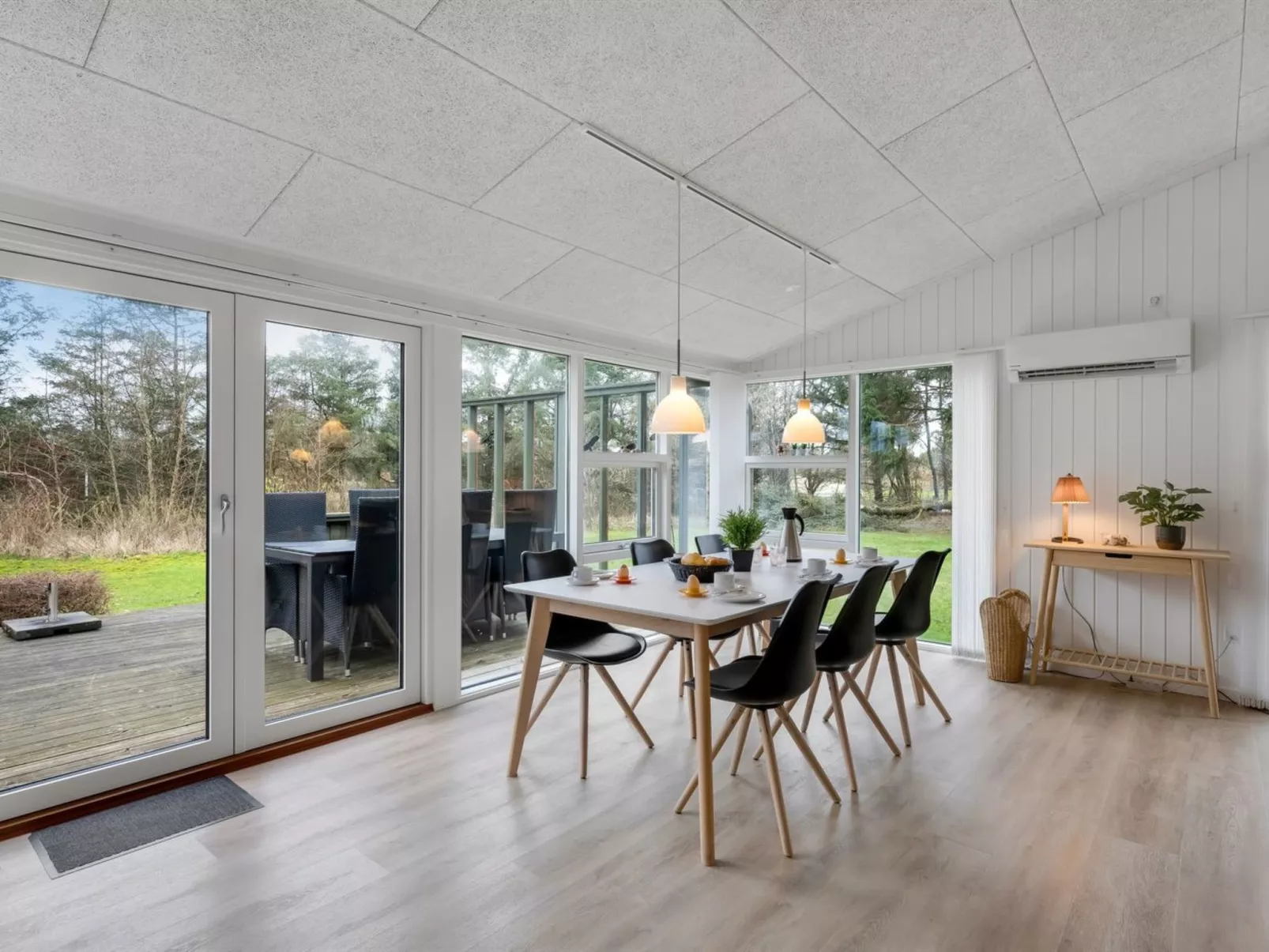 "Ridvan" - 500m from the sea-Binnen