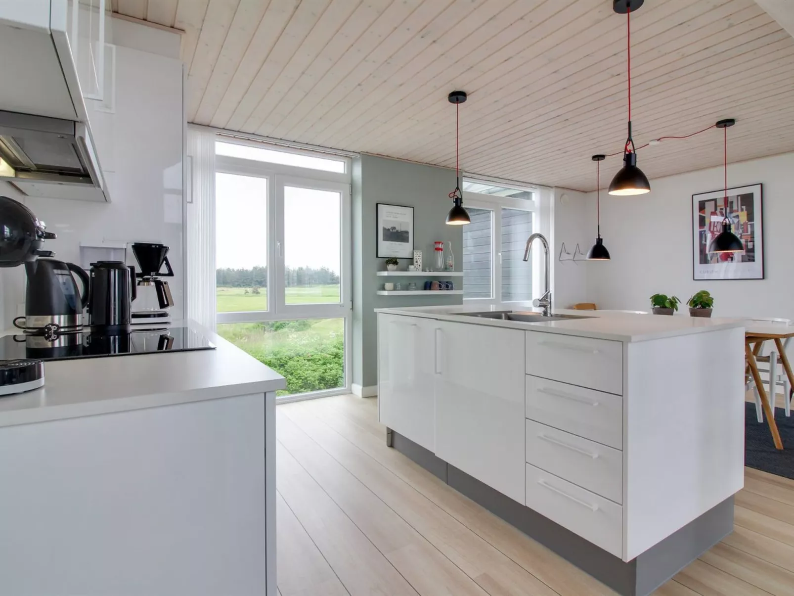 "Adna" - 700m from the sea-Binnen