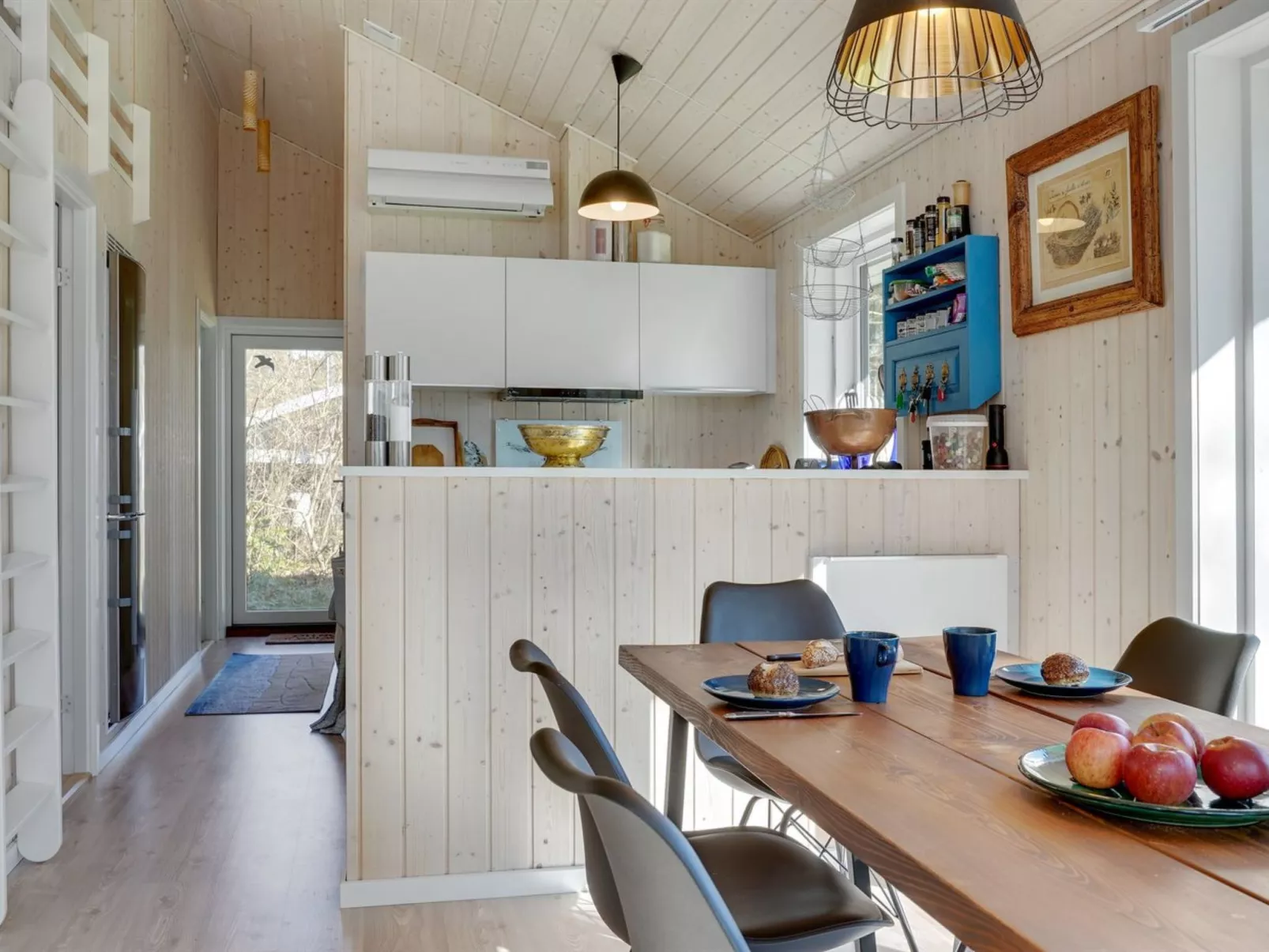 "Tancred" - 200m from the sea-Binnen