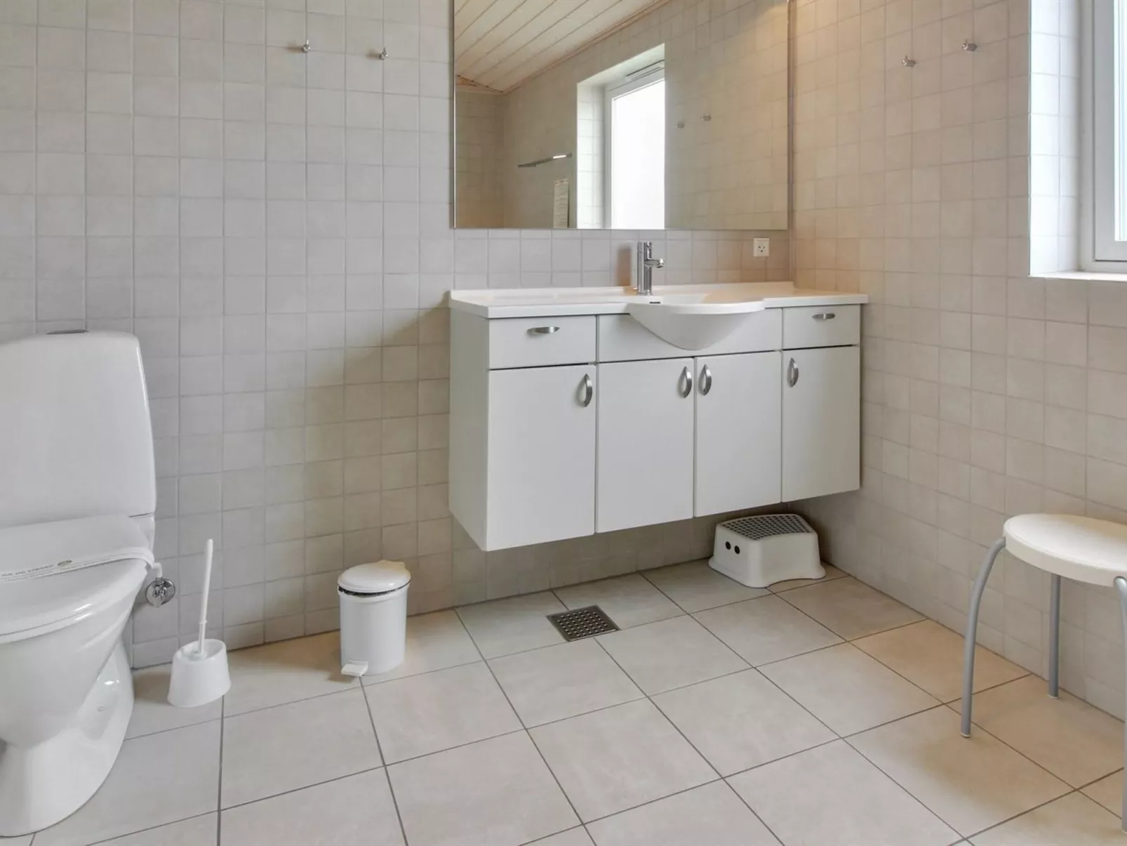 "Sorella" - 800m from the sea-Binnen